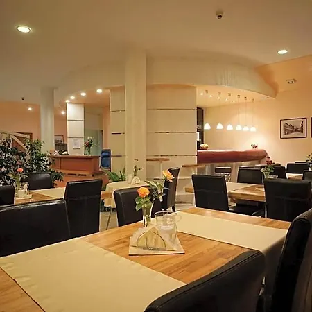 W Lublincu Lubex 3* Lubliniec