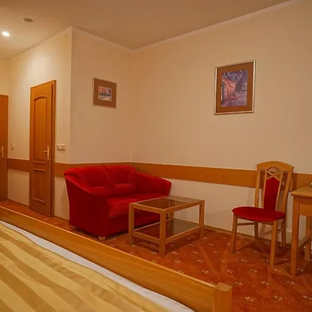 Herberg W Lublincu Lubex 3*