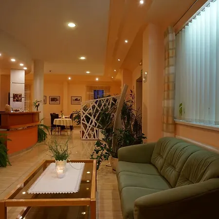 بيت ريفي W Lublincu Lubex